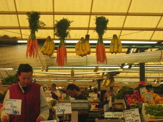 Italian vegetable market